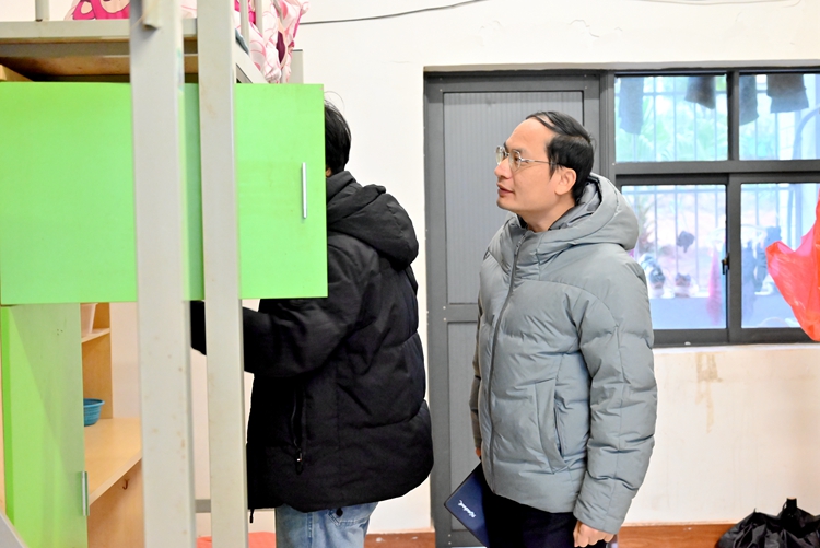 “寓”見(jiàn)美好， “宿”造平安  我校開(kāi)展宿舍安全檢查行動(dòng)